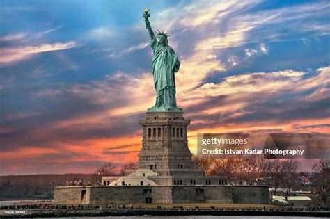 The Statue Of Liberty Nyc Usa High-Res Stock Photo - Getty Images