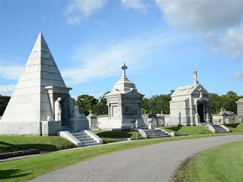 Here’s a map of New Orleans cemeteries you don't want to miss. - Curbed ...