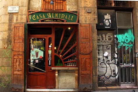 5 Fantastic Historic Bars in Barcelona | Barcelona Blonde