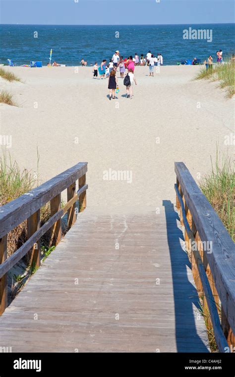 Tybee Island beach, Savannah, Georgia Stock Photo - Alamy