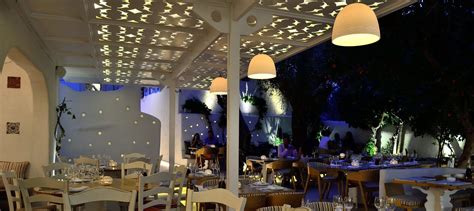 The 8 Best Restaurants in Mykonos | Welcome Pickups