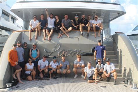 Motoryacht Loon’s crew works unique ‘charter’ after Hurricane Dorian | Triton