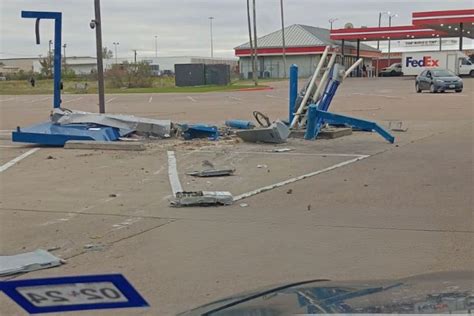 Chase Bank ATM Heist in Dallas, TX: Thieves Snatch Entire Machine