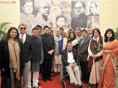 PM Modi with the family members of Netaji