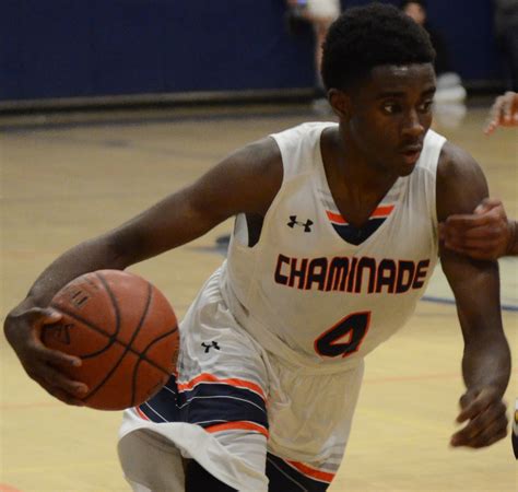 Eagle Basketball Teams Win Opening Playoff Games | CHAMINADE NEWS