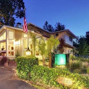 Hotels near Mountain Winery, Saratoga, CA | ConcertHotels.com