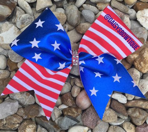 American Flag Bow – DAISYS BOWTIQUE