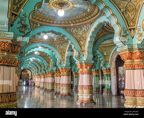 Mysore Palace Interior Stock Photos & Mysore Palace Interior Stock ...