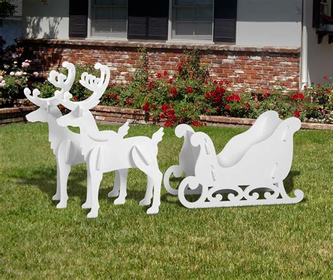 Medium Elegant Reindeer and Sleigh Display | Decoração de arvore de ...