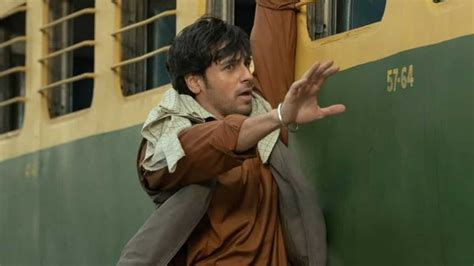 Mission Majnu movie review: Sidharth Malhotra's action saves the day