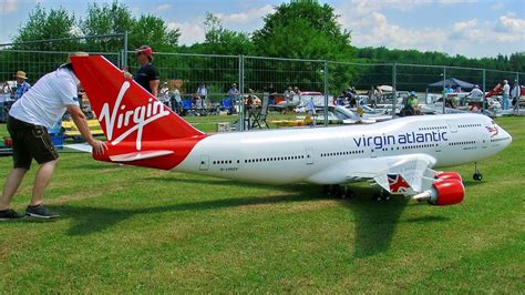 Boeing 747 Model Airplane