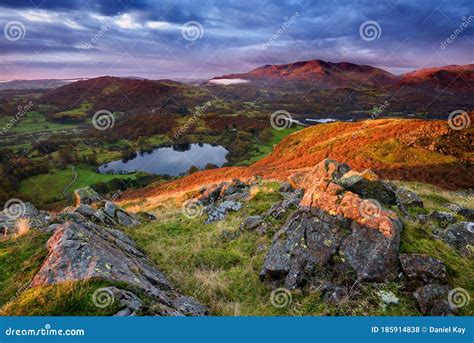 Sunrise at Loughrigg Tarn on an Autumn Morning, Lake District, UK ...