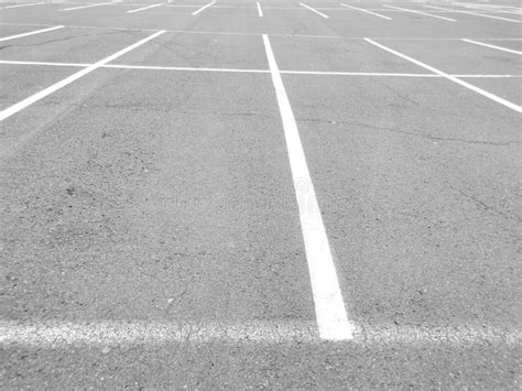 Empty Parking Lane Markings Stock Photo - Image of monochrome, black: 226460082