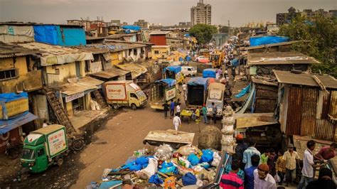 One of Asia's largest slums is luring shoppers with the Internet of ...