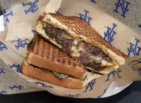 10 Things To Eat At Citi Field, Home Of The New York Mets - Food Republic