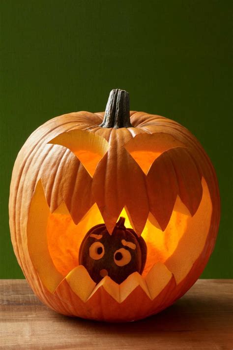 75 Pumpkin Carving Ideas For Halloween - InspirationSeek.com