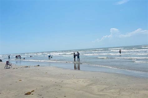 The Dunes Beach - Neighborhood Parking with Boardwalk Access