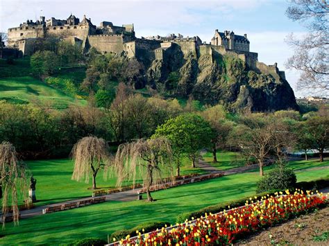 Princes Street Gardens and Edinburgh Castle | Foto Erasmus Edimburgo