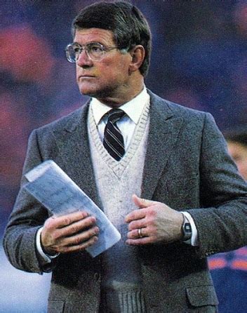 Today in Pro Football History: 1981: Broncos Hire Dan Reeves as Head Coach