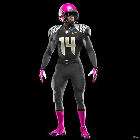 Oregon Ducks' Pink Helmets to Make a Statement for Breast Cancer ...