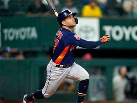 Altuve does not give up in the home run fight - Archysport