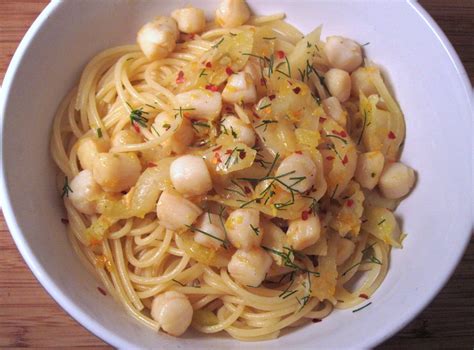 Makers and Bakers: Bay Scallop Pasta with Fennel and Orange