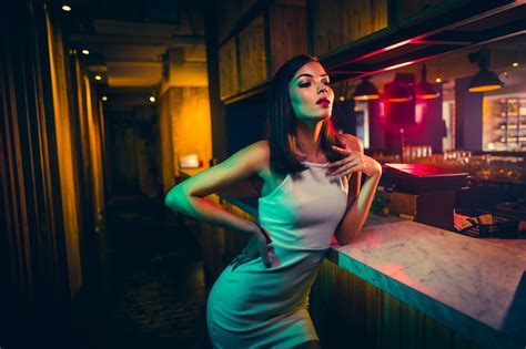 Girl In Bar Wallpaper,HD Girls Wallpapers,4k Wallpapers,Images ...