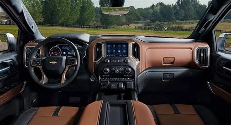 Chevy Silverado Interior Statesboro GA | Franklin Chevrolet