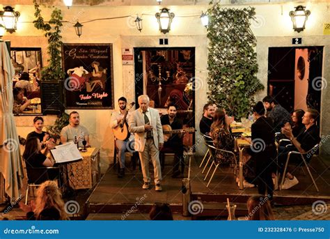 PORTUGAL LISBON ALFAMA FADO Editorial Photo - Image of restaurant ...