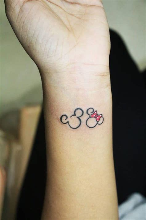 30 Simple Unique Tattoo Designs for Girls 2022 – SheIdeas