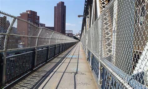 Manhattan Bridge walkway | Glenn Rice | Flickr