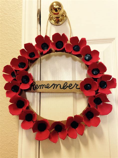 Pin by April Chan on School Ideas | Remembrance day art, Remembrance day, Wreath crafts