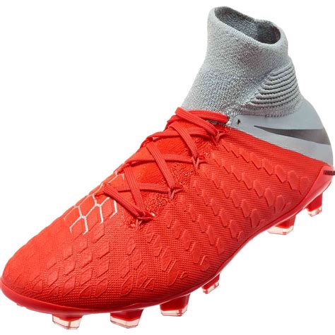 Kids Nike Hypervenom Phantom Elite 3 - Raised on Concrete - SoccerPro