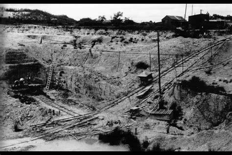 Clay History – Purbeck Mining Museum