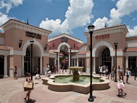 Orlando Premium Outlets at International Drive, Simon Property Group in Orlando | VISIT FLORIDA