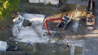 Sinkhole That Fatally Swallowed Man Reopens in Seffner, Florida | The Weather Channel