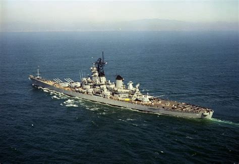 Iowa-Class: 25 Jaw Dropping Pictures of the Most Powerful Battleships ...