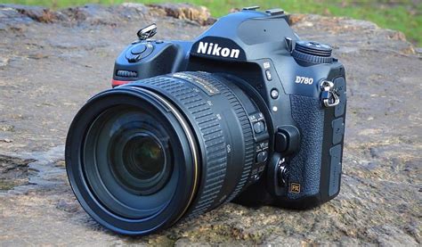 #10 Máy Ảnh Nikon Giá Rẻ Tốt Nhất Hiện Nay [2022]