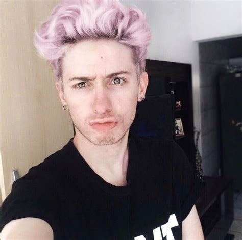 Pink hair men | Pink hair guy, Pink hair dye, Hair color pink