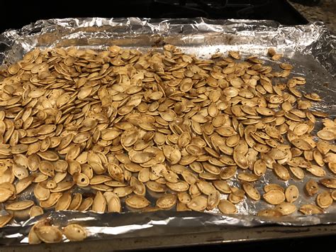 [Homemade] Roasted pumpkin seeds : r/food