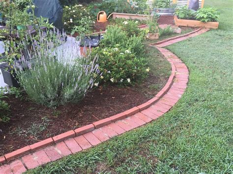 20+ Bricks As Garden Edging – HomeDecorish