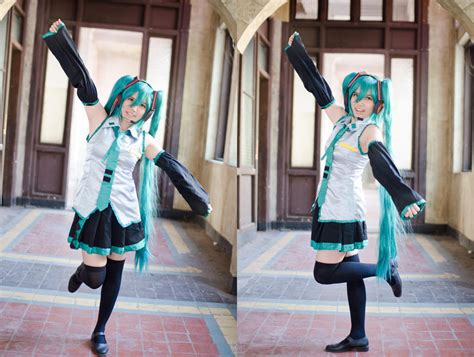 Hatsune Miku Cosplay by Azakurashi on DeviantArt