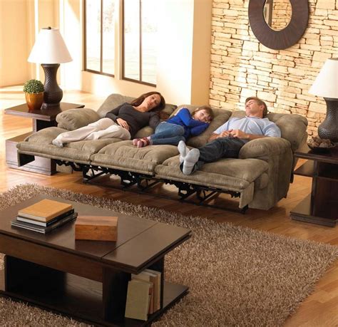 Best Reclining Sofa - Latest Detailed Reviews | TheReviewGurus.com
