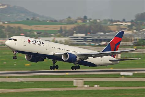 Delta Air Lines Fleet Boeing 767-300ER Details and Pictures