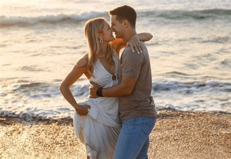 Fans Are Obsessed With Brock Purdy's Stunning Engagement Photos - The Spun