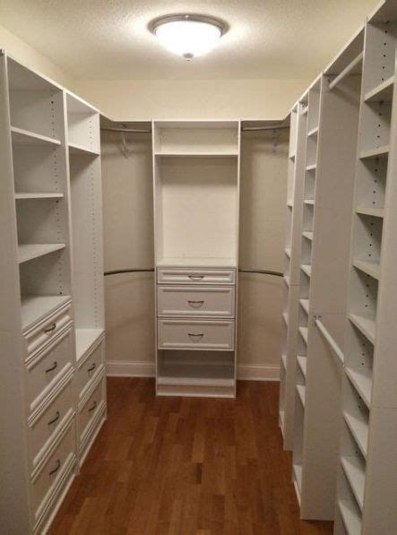 56+ Ideas built in corner closet bedrooms | Closet layout, Small master closet, Closet decor