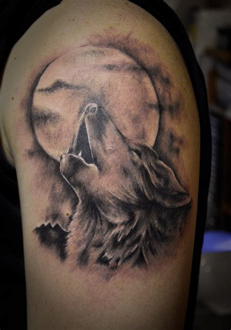 Cool wolf disign - Part 3 - Tattooimages.biz