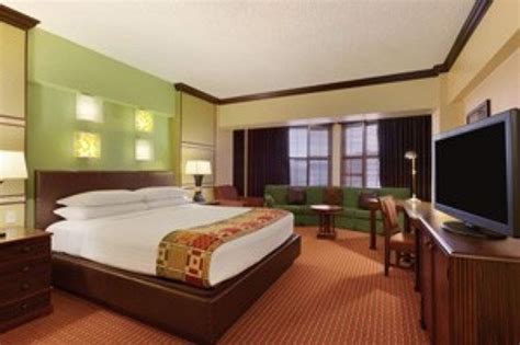 Suites & Rooms at Harrah's Lake Tahoe Hotel and Casino, Nevada