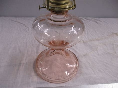 Pink glass oil lamp + chimney
