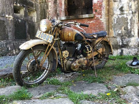 Awesome 1943 BSA WM20 Barn Find Motorcycle - Barn Find Motorcycle